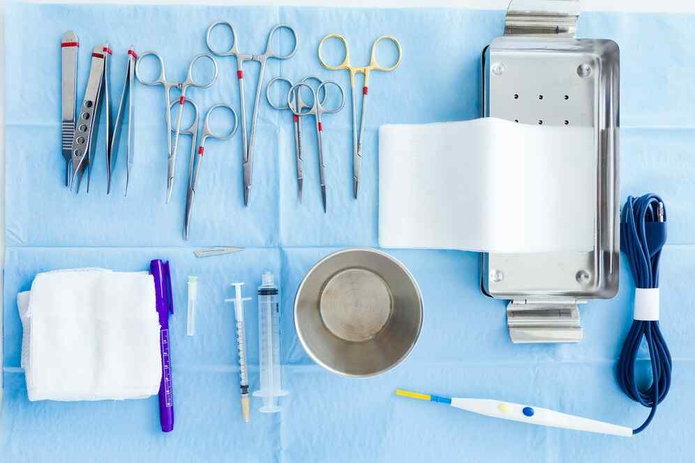 Conheça as funções das pinças cirúrgicas - RClick
