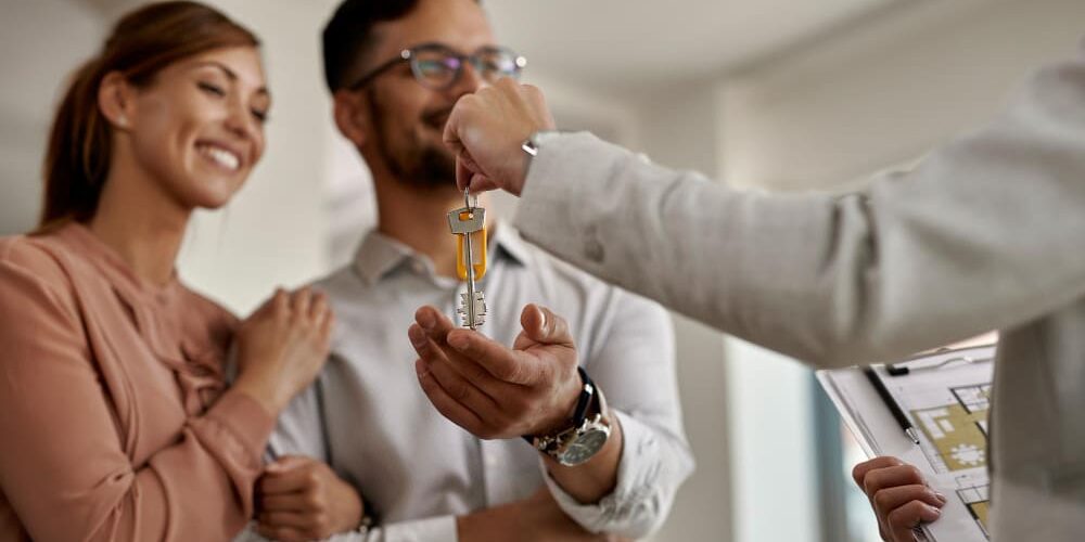 Como Escolher uma Boa Imobiliária: Guia Completo para Tomar a Melhor Decisão