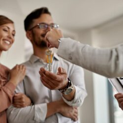 Como Escolher uma Boa Imobiliária: Guia Completo para Tomar a Melhor Decisão